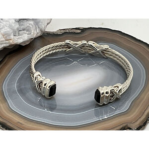 DESIGNER STERLING SILVER AND ONYX TRIPLE ROPE PATTERN CUFF BRACELET